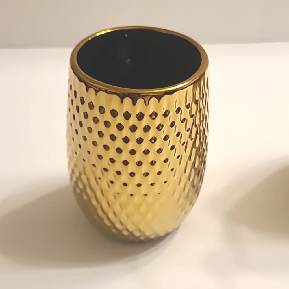 Basdhe Elegant Gold Luxury Bath Accessory Set